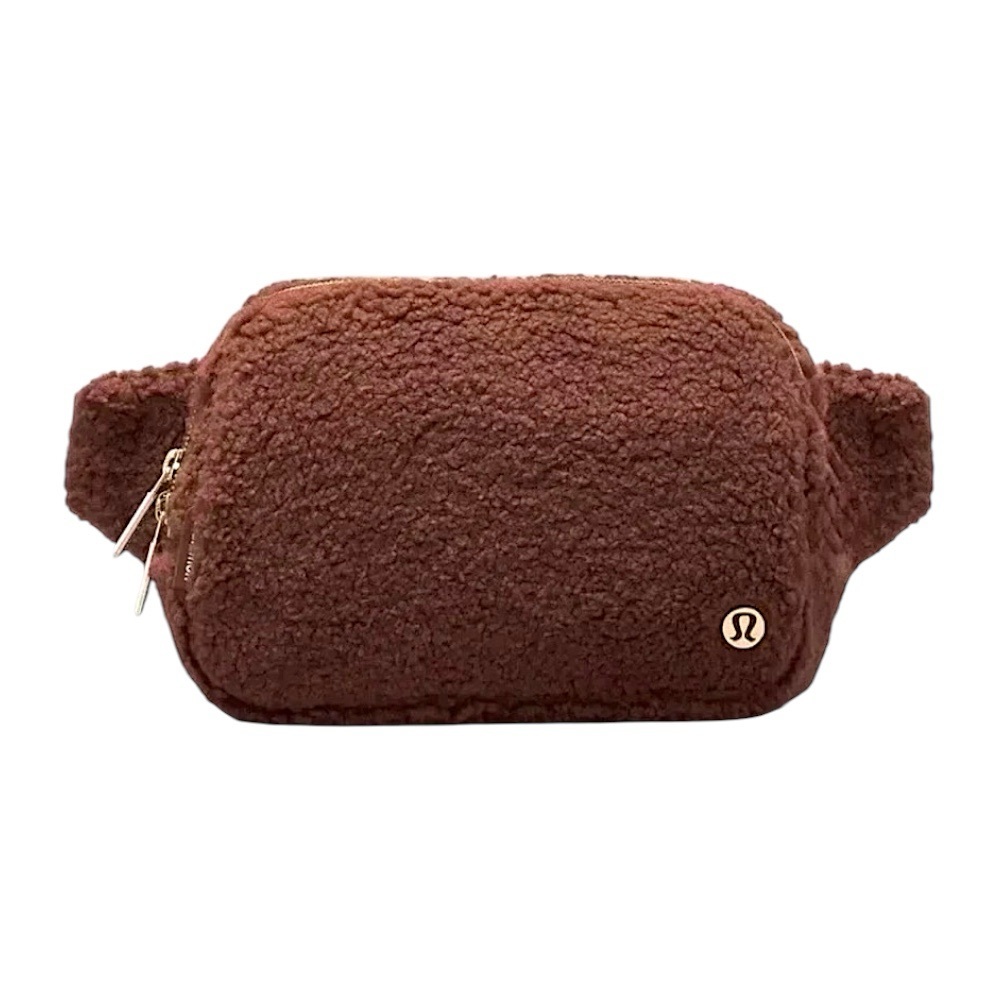 NWT LULULEMON BROWN 2L EVERYWHERE BELT BAG FUZZY. No longer available in stores